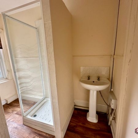 Avenue Road, Doncaster, DN2 - Photo 3