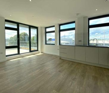 Viewpoint House, London Road, Staines-upon-thames, Surrey, TW18 - Photo 6