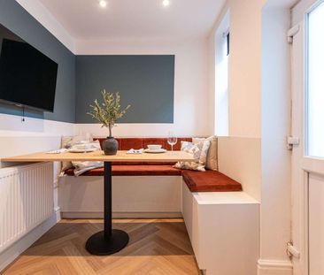 ⭐ New Rooms | Fast Move-In | 🅰️➕ Location - Photo 2