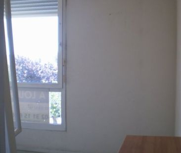 Location Appartement 1 pièce 15m² - Photo 2