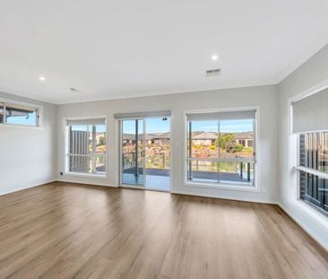 27 Harbour View Tce, Victor Harbor SA 5211 - House For Rent | Domain - Photo 1