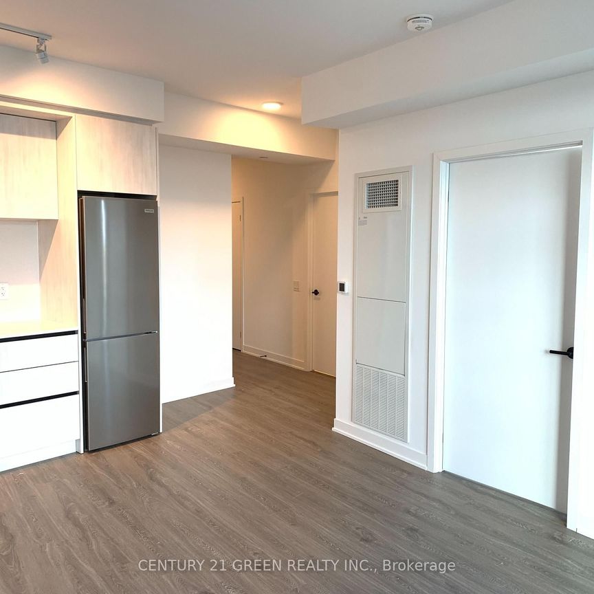 For Lease - 2495 Eglinton Avenue Unit# 2013, Mississauga, Ontario - Photo 1