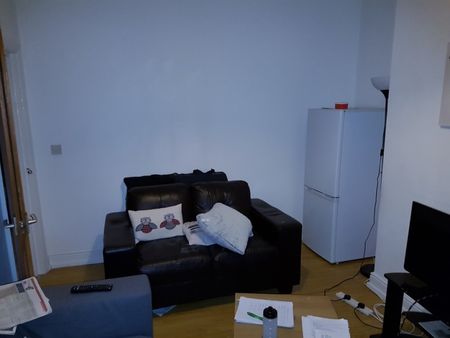 Braemar Road, Manchester - Photo 2