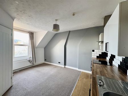 Sea Road, Bexhill-On-Sea, TN40 1JL - Photo 4