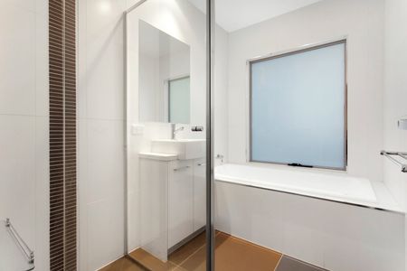 LUXURY, STYLE AND EXCEPTIONAL QUALITY! - Photo 5