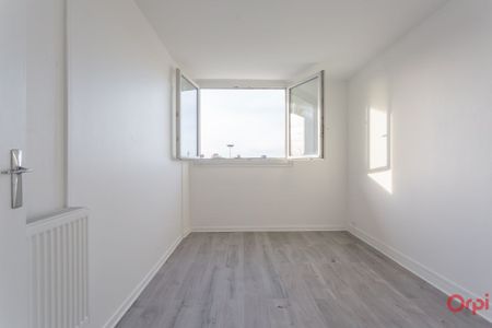 Location Appartement 3 pièces 68m² STE GENEVIEVE DES BOIS 91700 - Photo 5