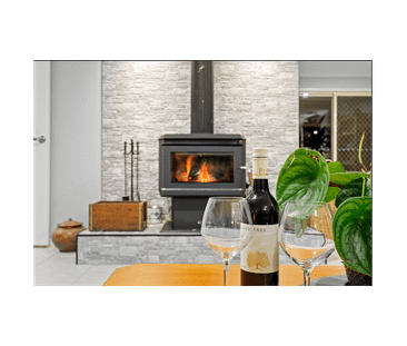 Properly Managed I Spacious Family Living with Stunning Mountain Surrounds - Photo 3