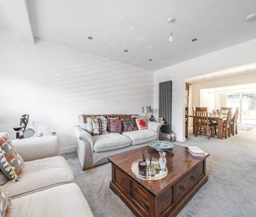 5 bedroom semi-detached house to rent - Photo 2