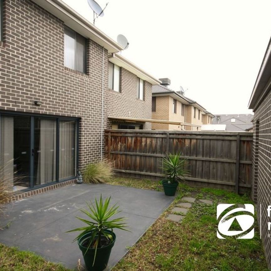 2 Ulmara Parkway, 3012, Maidstone Vic - Photo 1