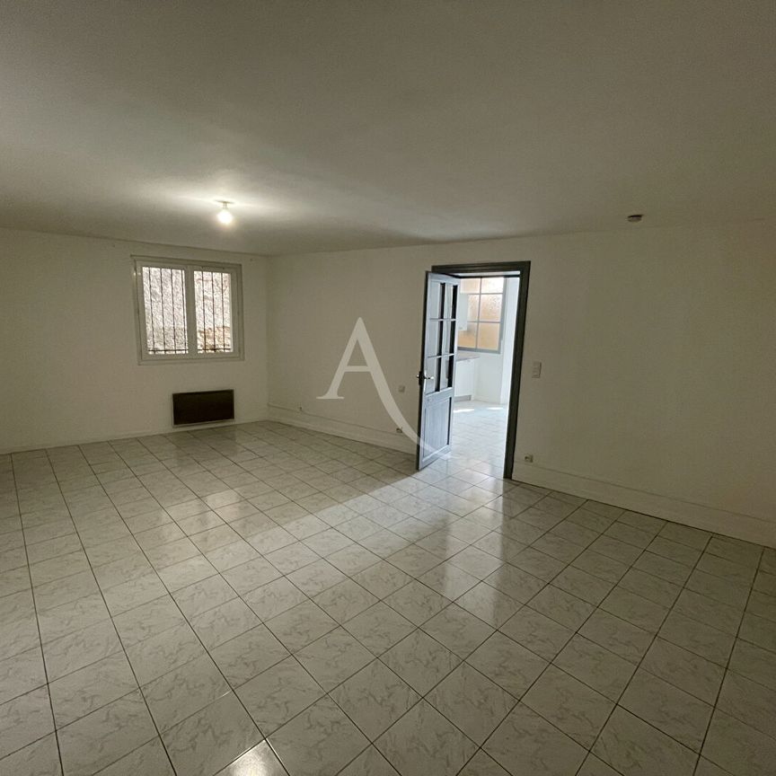 Location Appartement 2 pièces 57m² - Photo 1