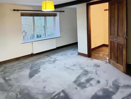 2 bedroom terraced house to rent - Photo 3