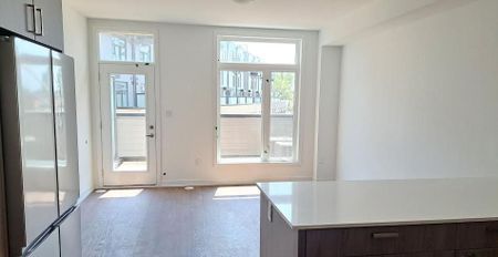 For Lease - 56 Green Gardens Boulevard, Toronto, Ontario - Photo 3