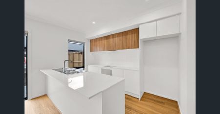 Fresh, Modern & Move-In Ready in Mickleham - Photo 5
