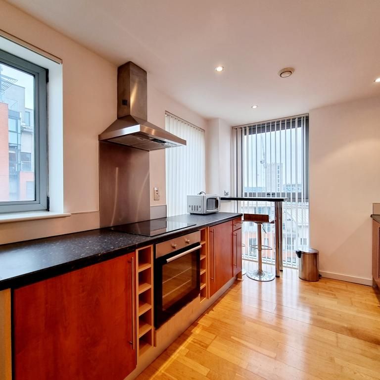 2 bedroom apartment to rent - Photo 1