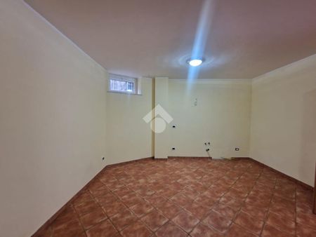 Porzione di trifamiliare in affitto - Photo 5