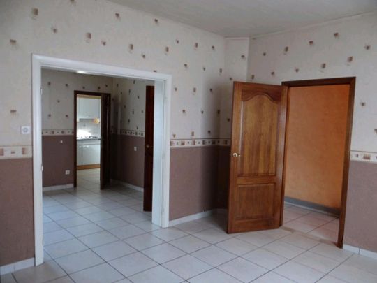 Gezellige stadswoning in hartje Ieper 🏠 - Photo 1