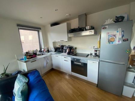 2 bedroom house share to rent - Photo 3