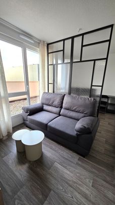 Location Appartement 1 pièce 18m² FRANQUEVILLE ST PIERRE 76520 - Photo 1