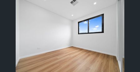 Ultra Modern Brand New 4 Bedroom Beauty! - Photo 3