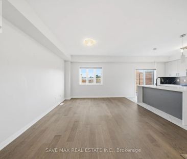 44 LAHEY CRESCENT - Photo 2