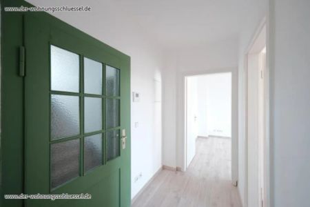 2-Raum-Whg in attraktiver Lage - mit EINBAUKÜCHE !! - Photo 2