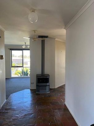 COSY FAMILY HOME IN QUIET COURT YARD LOCATION - Photo 1