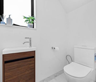 MANUREWA, 3 BEDROOMS - Photo 5