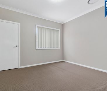 Perfect Modern Home - Photo 4