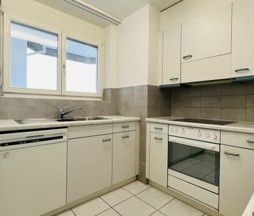 Attraktive 2-Zimmerwohnung mit Lift n Aesch - Ideal für Singles - Foto 1