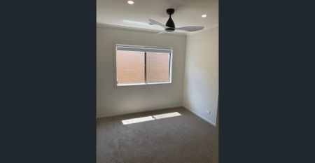 4 bedroom family home! - Photo 4