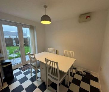 Sharket Head Close, Queensbury, Bradford, BD13 - Photo 6