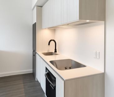 For Lease - 2495 Eglinton Avenue Unit# 309, Mississauga, Ontario - Photo 6