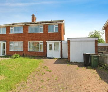 3 bedroom property to rent - Photo 3