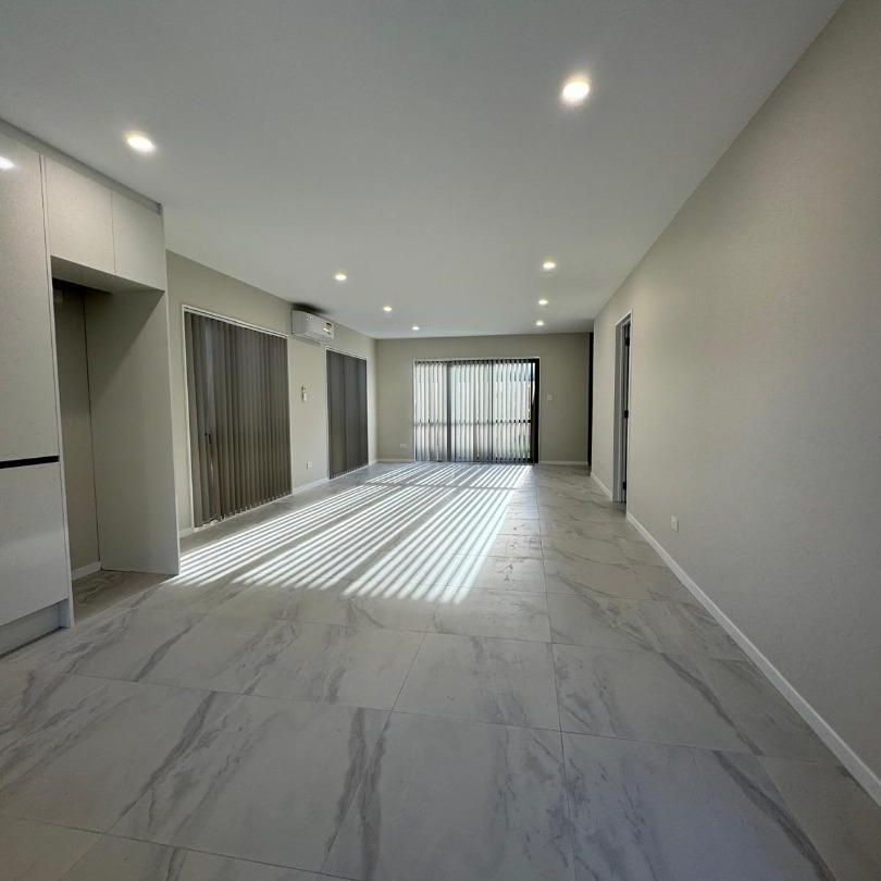 9D Avis Avenue, Papatoetoe, Manukau - Photo 1