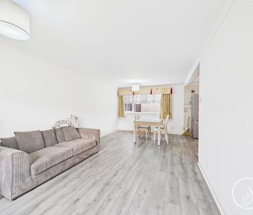 Langbar Garth, Leeds - Photo 3