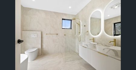 Luxurious and contemporary living experience located in an ideal location - Photo 4