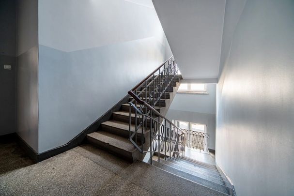 2 pokoje w kamienicy na Woli. Super dojazd! 51 m² - Photo 1