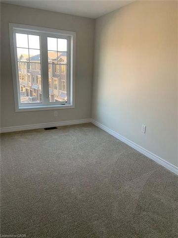 For Lease - 100 Hollywood Court, Waterloo, Ontario - Photo 2