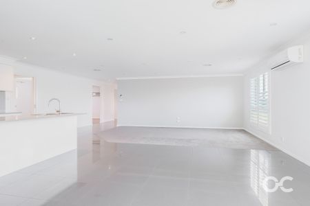 21 Mariposa St, Orange NSW 2800 - House For Rent | Domain - Photo 2
