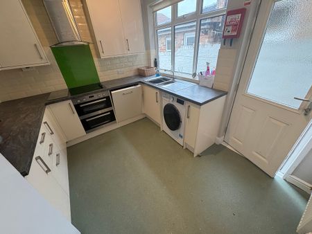 Siward Street, Hull Road - P1542 - Photo 5