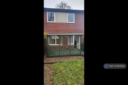 3 bedroom terraced house to rent - Photo 5