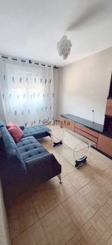 Alquiler de piso en Calle Luis Suárez Ximielga - Foto 5
