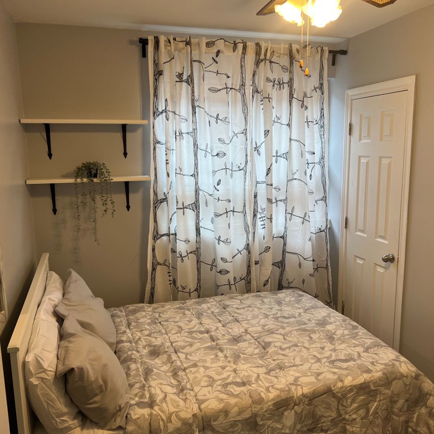 For Lease - 872 Browns Line N/A Unit# 2, Toronto, Ontario - Photo 1