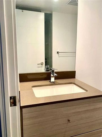 For Lease - 525 Adelaide Street Unit# 1703, Toronto, Ontario - Photo 3