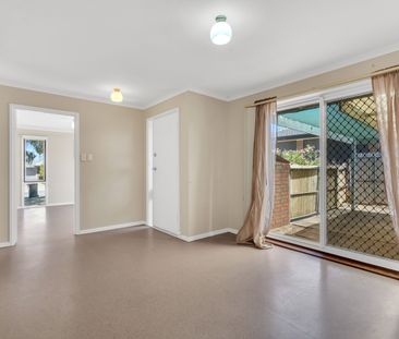 9 Charlotte Drive, Morphett Vale SA 5162 - House For Rent | Domain - Photo 3