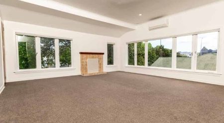 Old-world house - Photo 4