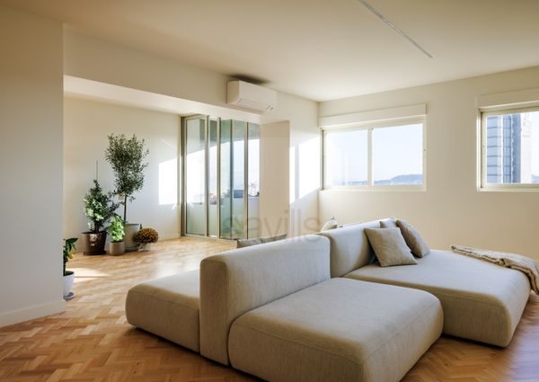 T3 totalmente remodelado na Rua Gonçalo Cristóvão - Porto