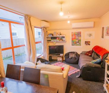 6 Bedroom Student Flat - Available for 2026! - Photo 1