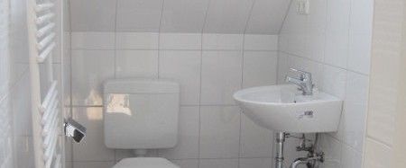 Wohn(t)raum: günstige 2-Zimmer-Dachgeschosswohnung - Photo 1