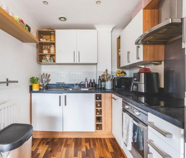 1 bedroom flat to rent - Photo 4